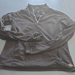 Mountain Hardwear Black Sweatshirt Versatile and Comfortable